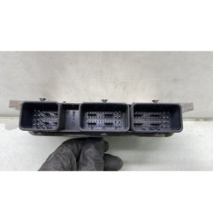 Calculateur moteur RENAULT MEGANE 2