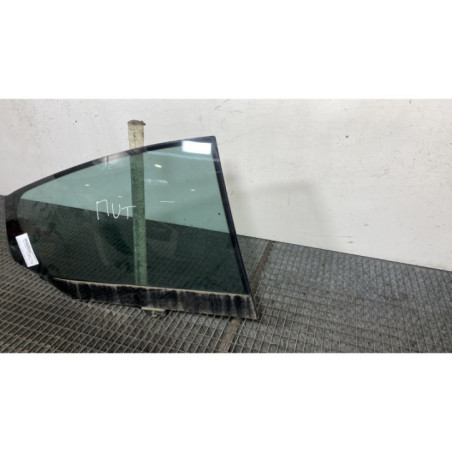 Vitre arriere droit DS DS4 1