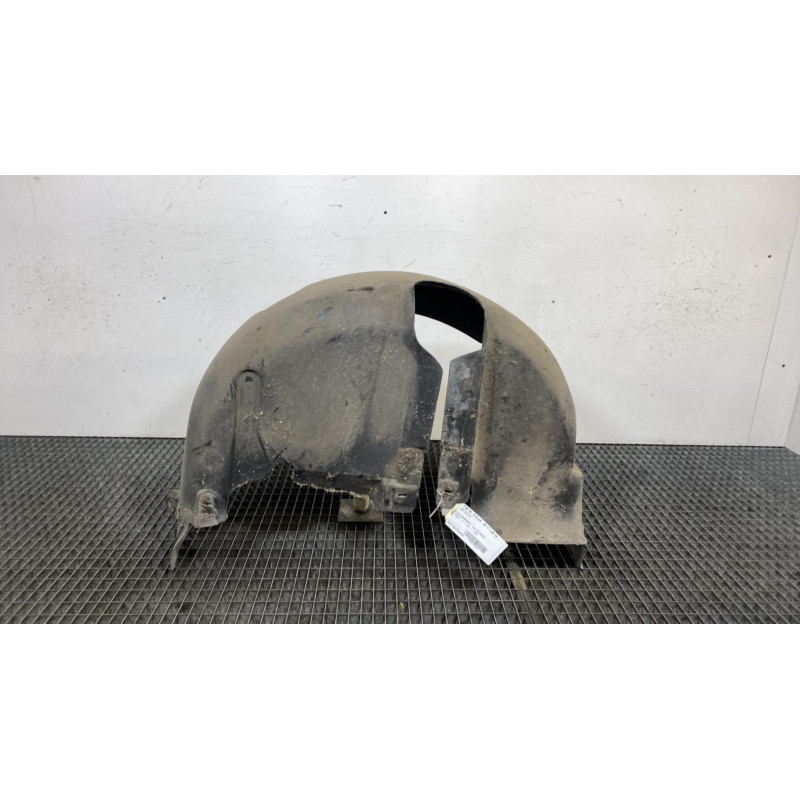 Pare boue arriere droit VOLKSWAGEN GOLF 4 Photo n°1