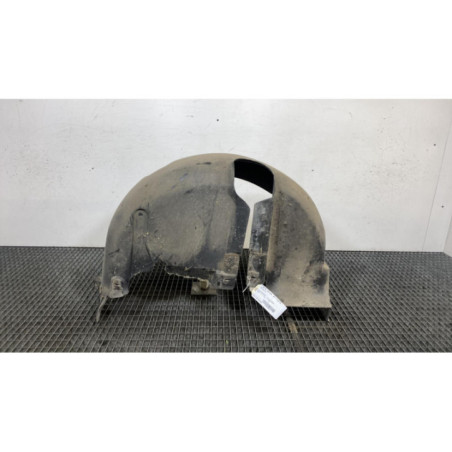 Pare boue arriere droit VOLKSWAGEN GOLF 4 Photo n°1
