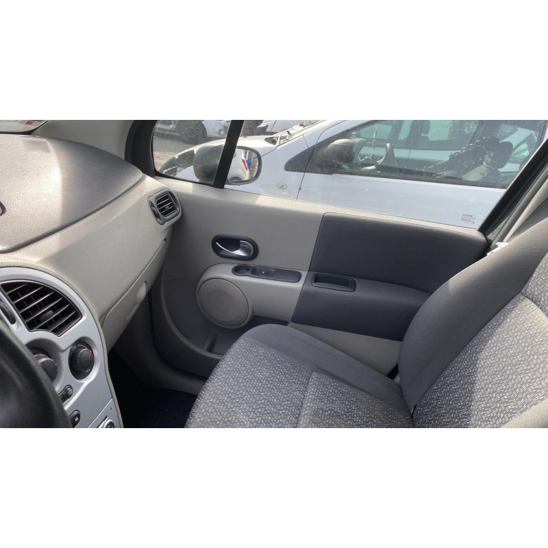 Vitre avant droit RENAULT MODUS Photo n°11