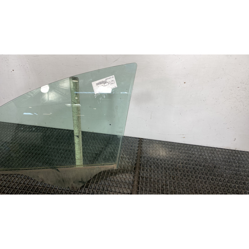 Vitre avant gauche CITROEN C4 1 Photo n°5