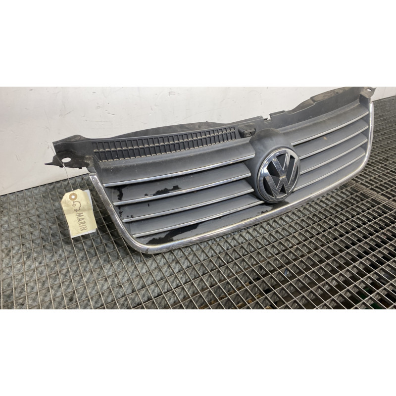 Calandre VOLKSWAGEN PASSAT 4 Photo n°3