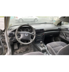 Calandre VOLKSWAGEN PASSAT 4