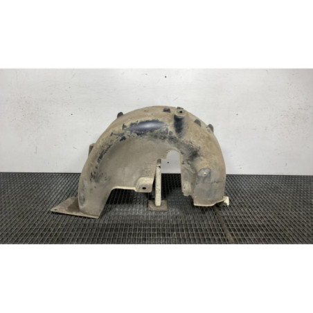 Pare boue arriere gauche PEUGEOT 208 1