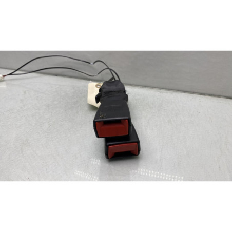 Attache ceinture arriere droit CITROEN C4 CACTUS