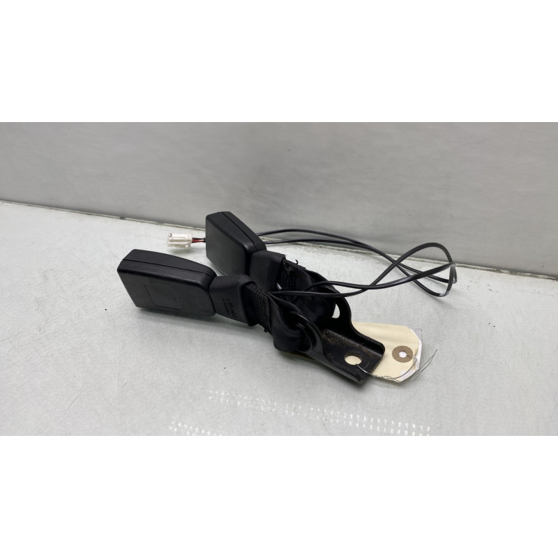 Attache ceinture arriere droit CITROEN C4 CACTUS Photo n°3