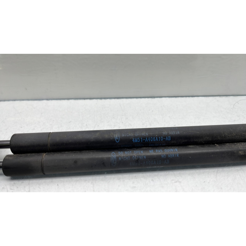 Verin de coffre FORD FOCUS 2 Photo n°4