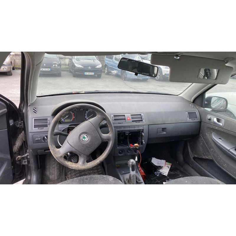 Custode arriere droit (porte) SKODA FABIA 1 Photo n°19