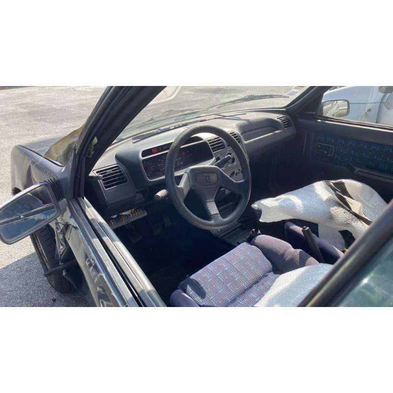 Poignee interieur avant droit PEUGEOT 205 Photo n°4
