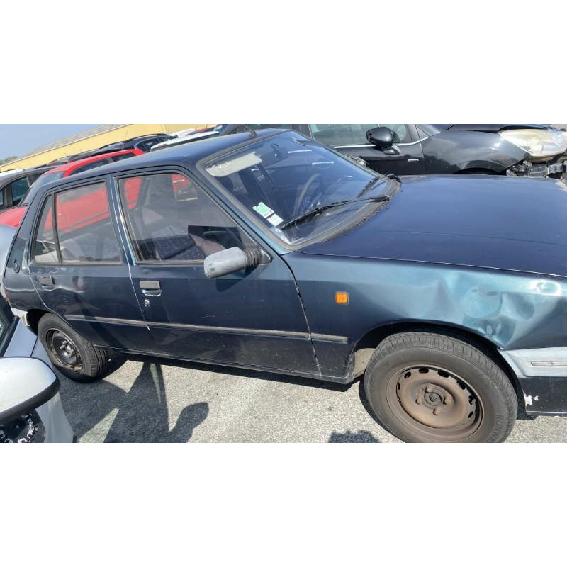 Poignee interieur avant droit PEUGEOT 205 Photo n°9