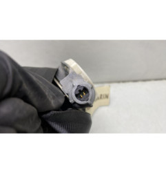 Pretensionneur de ceinture avant droit FORD FIESTA 6