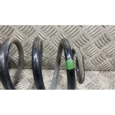 Ressort de suspension arriere gauche RENAULT CLIO 2 CAMPUS