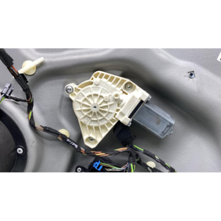 Leve vitre electrique arriere droit MERCEDES CLASSE B 245