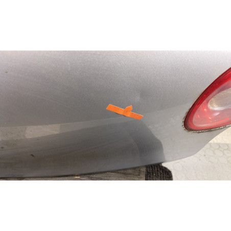 Malle/Hayon arriere VOLKSWAGEN GOLF 5