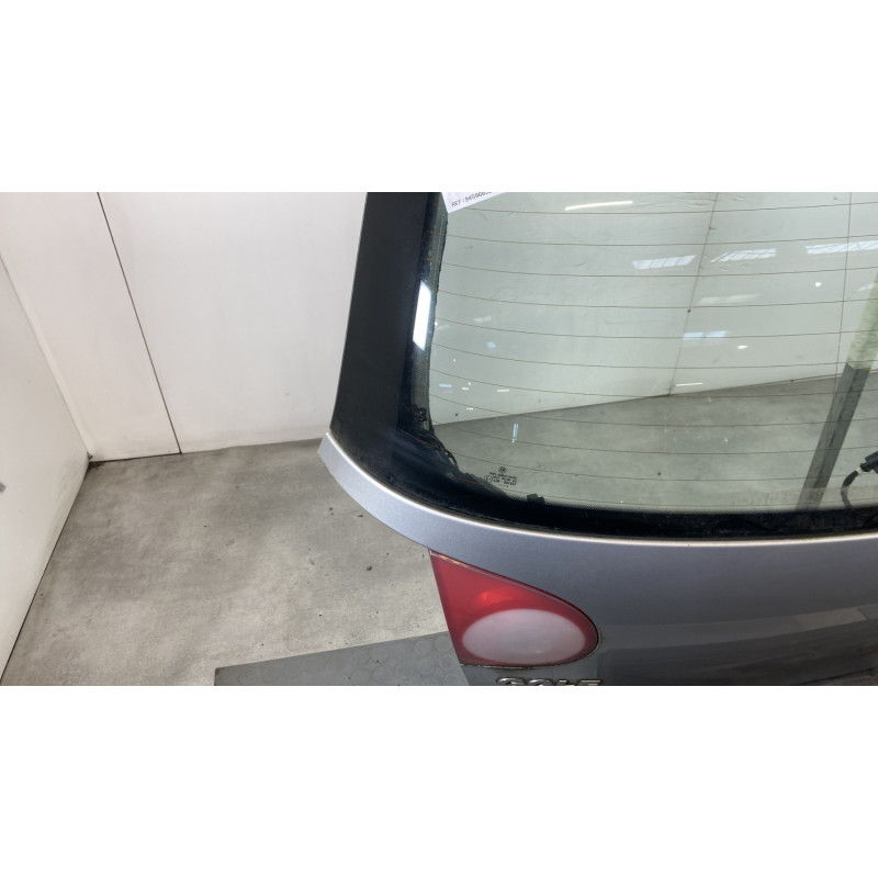 Malle/Hayon arriere VOLKSWAGEN GOLF 5 Photo n°6