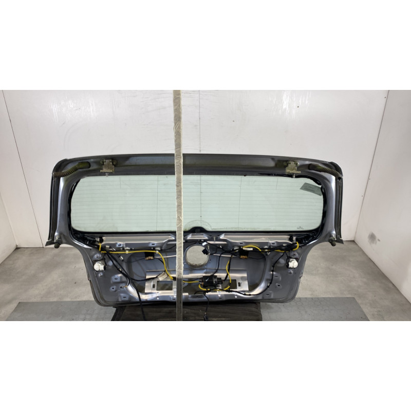 Malle/Hayon arriere VOLKSWAGEN GOLF 5 Photo n°13