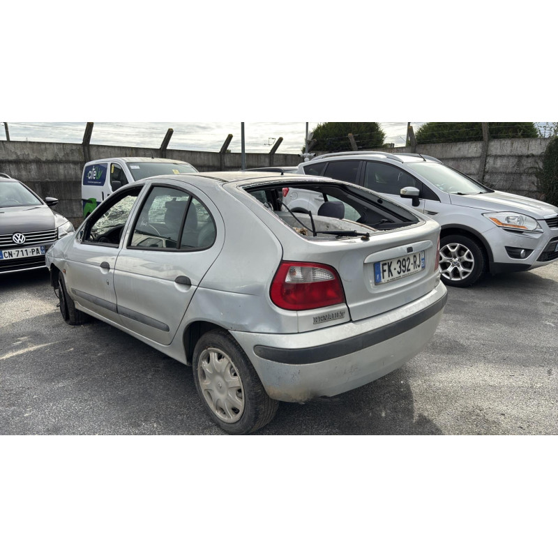 Cric RENAULT MEGANE 1 Photo n°9