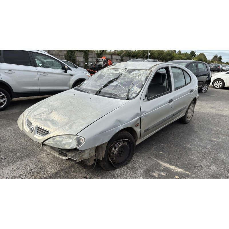 Cric RENAULT MEGANE 1 Photo n°20