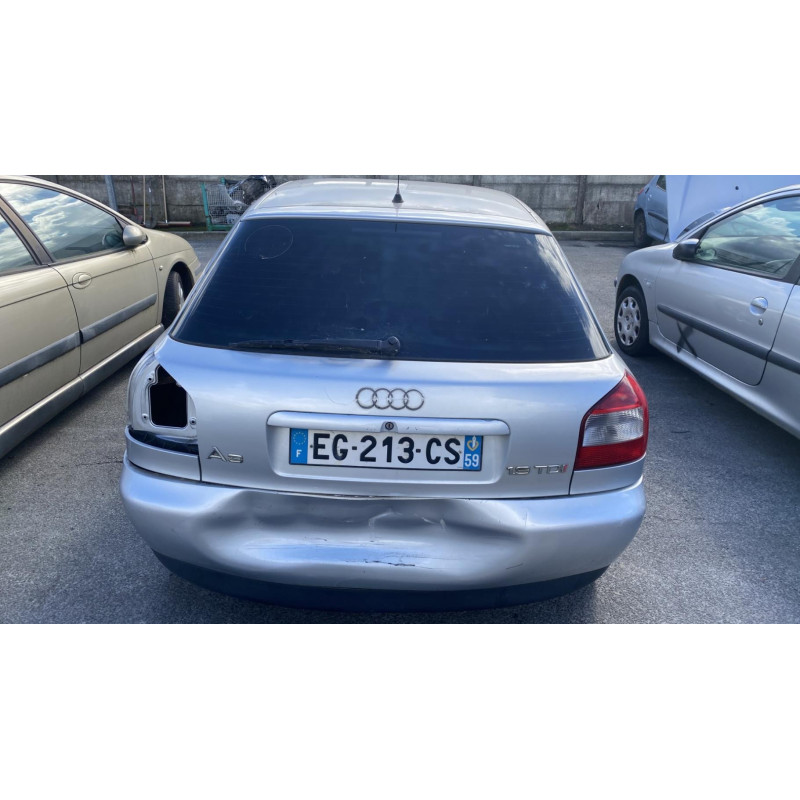 Vitre avant droit AUDI A3 1 Photo n°9