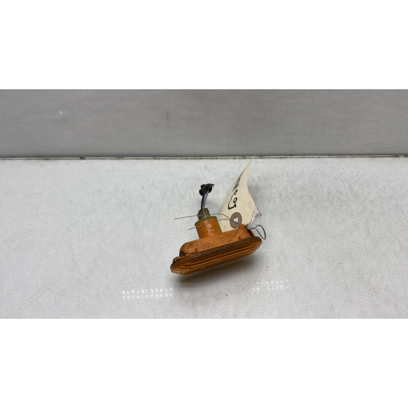 Repetiteur clignotant avant droit  (Feux) FORD C-MAX 1 Photo n°3