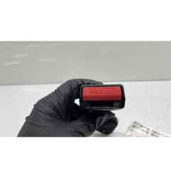 Attache ceinture arriere droit RENAULT SCENIC 3