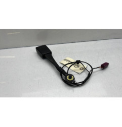 Attache ceinture avant gauche FORD FIESTA 6