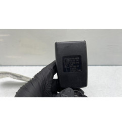 Attache ceinture arriere gauche OPEL CORSA D