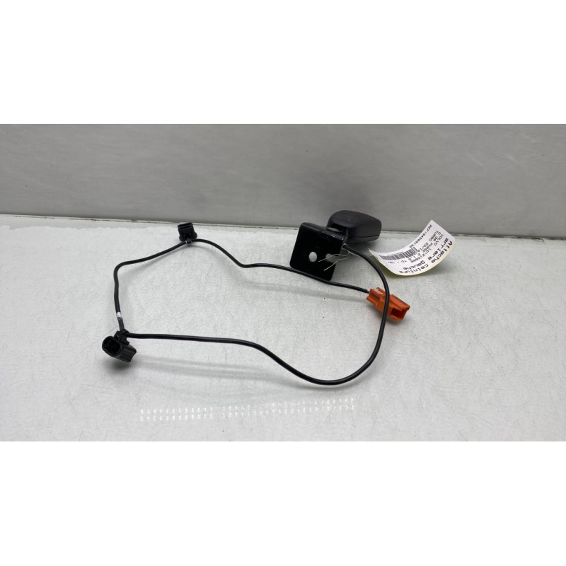 Attache ceinture arriere gauche VOLVO C 30 Photo n°3