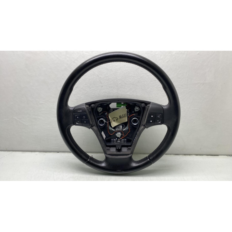 Volant VOLVO C 30 Photo n°1