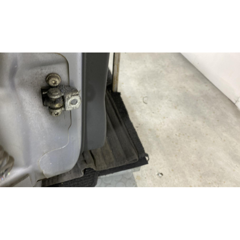 Porte avant droit OPEL MERIVA A Photo n°1