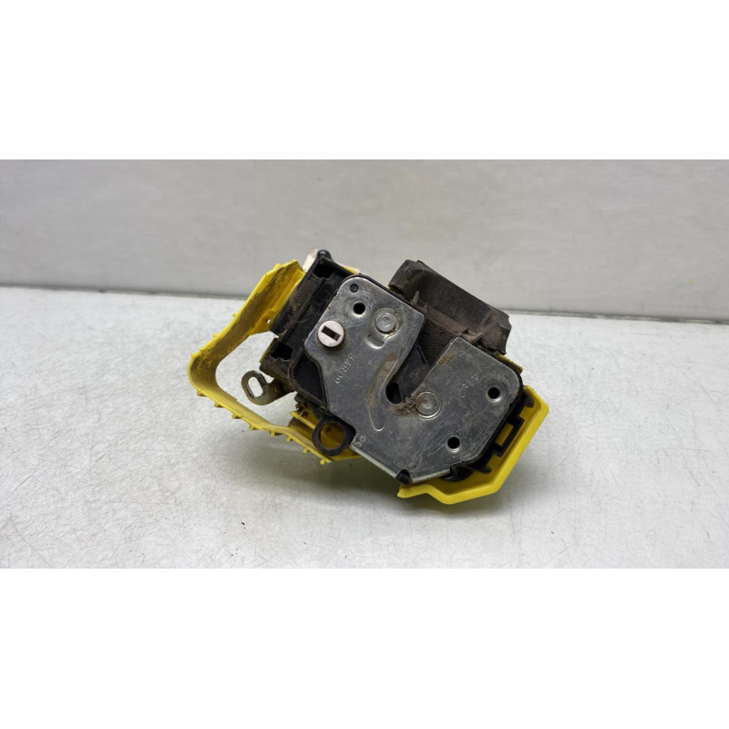 Serrure arriere droit PEUGEOT BIPPER Photo n°3