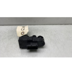 Interrupteur de leve vitre avant gauche PEUGEOT 208 1