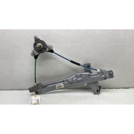 Leve vitre mecanique arriere droit PEUGEOT 208 1