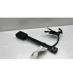 Attache ceinture avant droit NISSAN JUKE 1