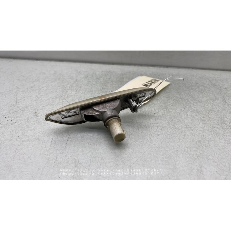 Repetiteur clignotant avant droit  (Feux) BMW SERIE 5 E61 Photo n°3