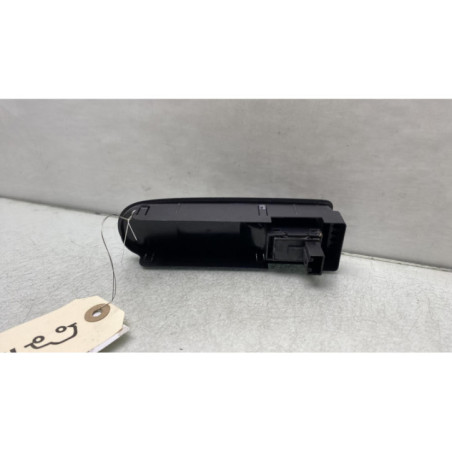 Interrupteur de leve vitre avant droit VOLKSWAGEN GOLF 6