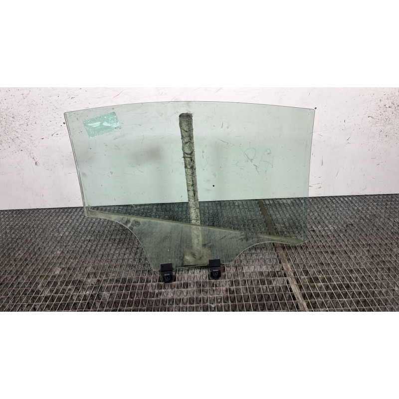 Vitre arriere gauche CITROEN C5 2 Photo n°4
