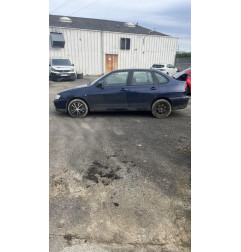 Porte avant gauche SEAT CORDOBA 1
