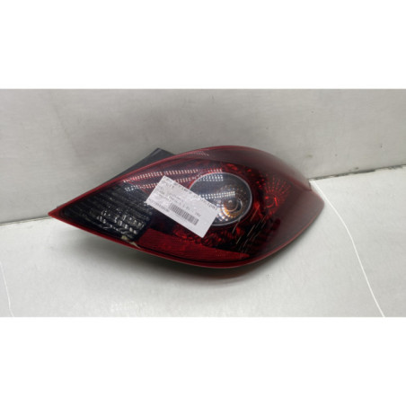 Feu arriere principal droit (feux) OPEL CORSA D Photo n°1