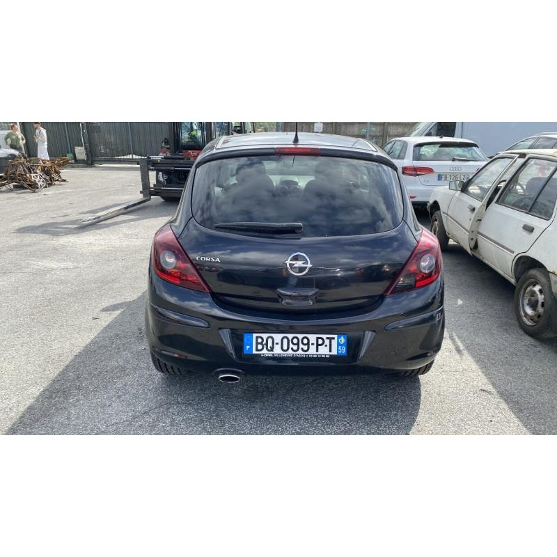 Feu arriere principal droit (feux) OPEL CORSA D Photo n°7