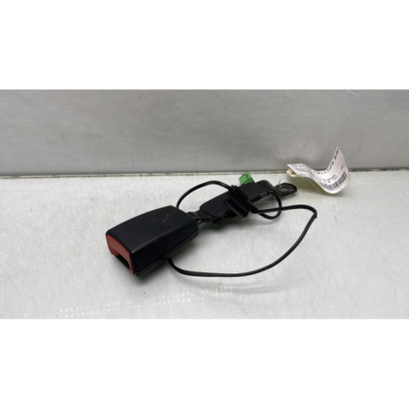 Attache ceinture avant droit VOLKSWAGEN POLO 5
