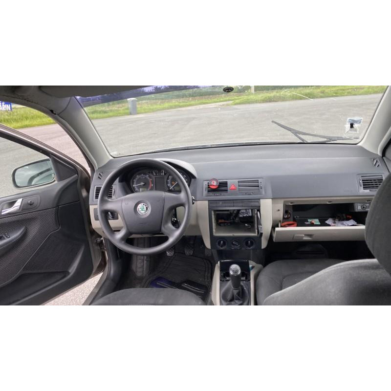 Compresseur clim SKODA FABIA 1 Photo n°5