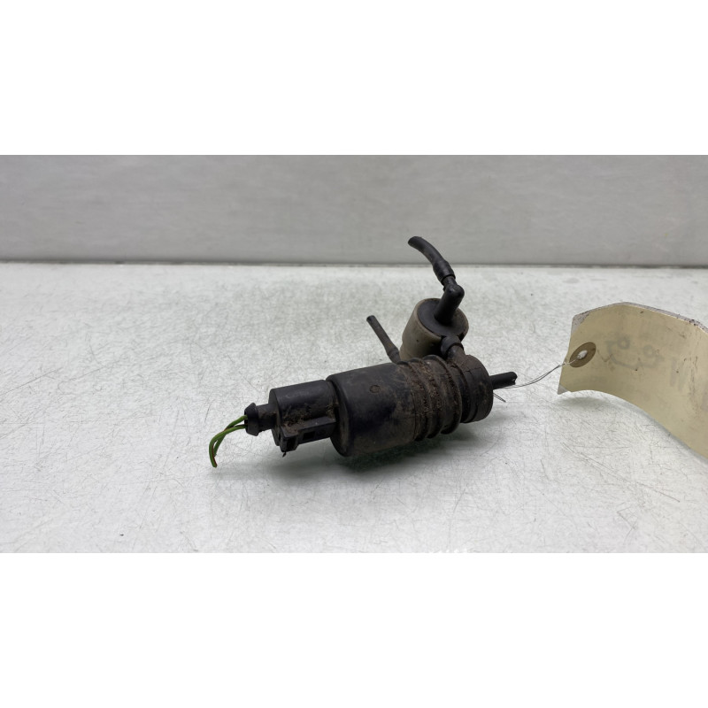 Pompe lave glace avant SKODA FABIA 1 Photo n°1