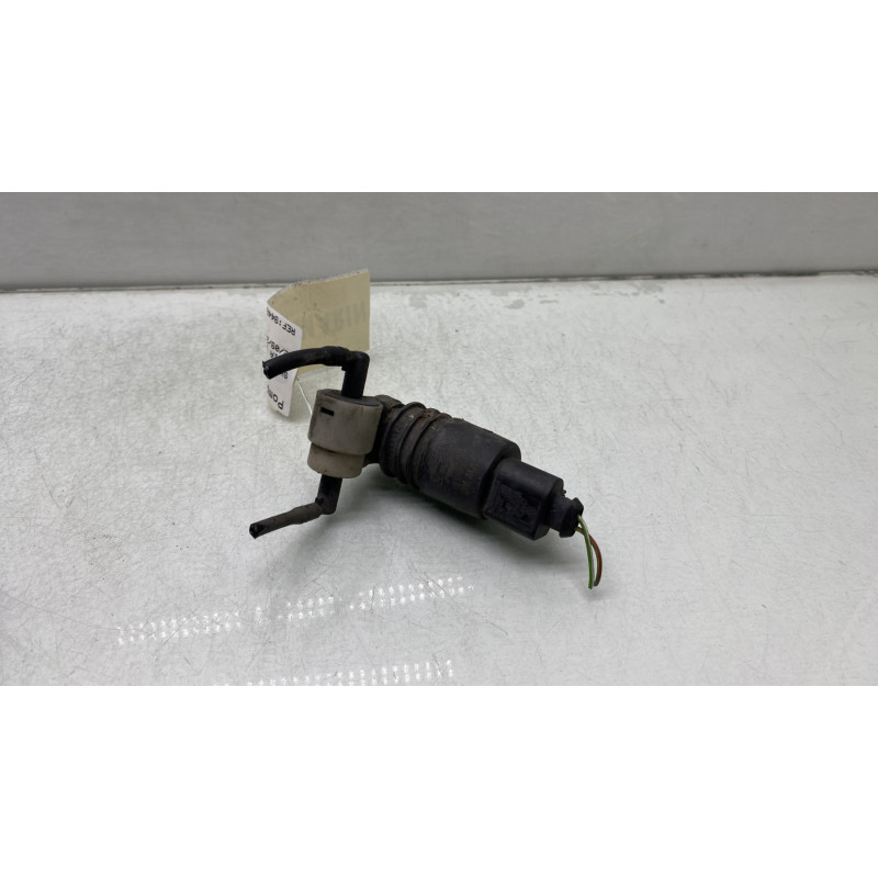 Pompe lave glace avant SKODA FABIA 1 Photo n°2