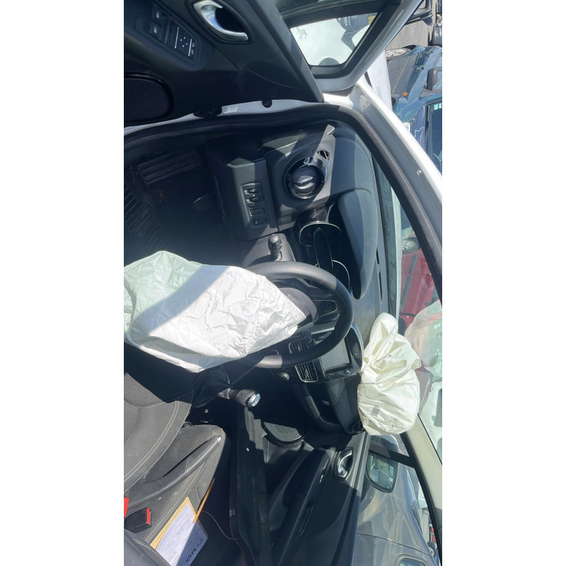 Feu arriere principal droit (feux) RENAULT CLIO 4 Photo n°5