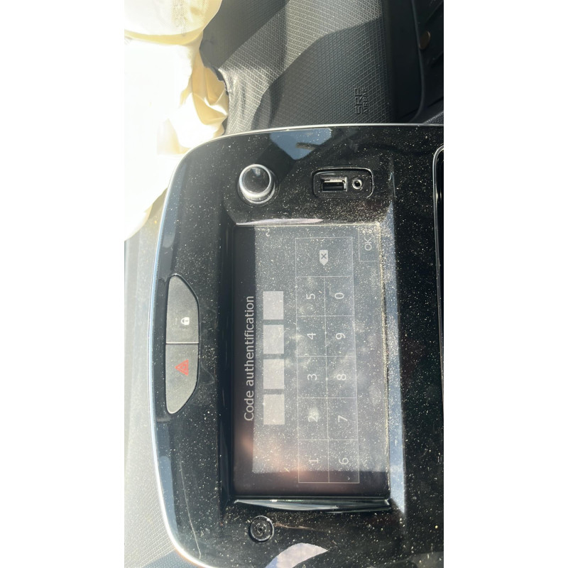 Feu arriere principal droit (feux) RENAULT CLIO 4 Photo n°8