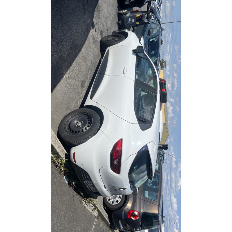 Feu arriere principal droit (feux) RENAULT CLIO 4 Photo n°13