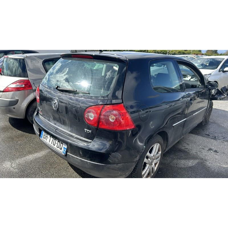 Feu arriere secondaire gauche (feux) VOLKSWAGEN GOLF 5 Photo n°4