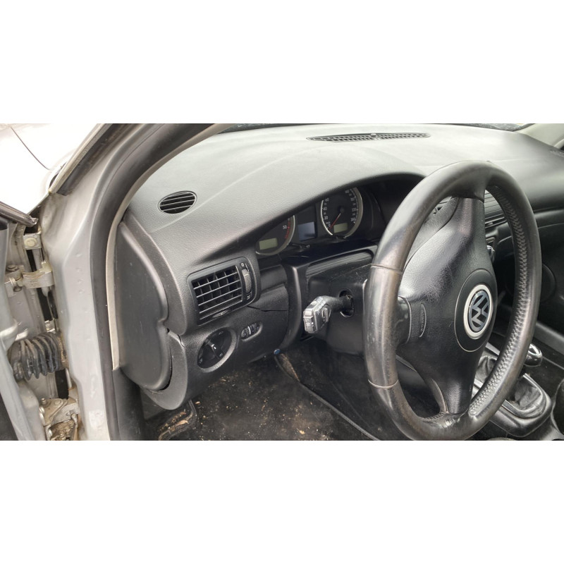 Serrure avant droit VOLKSWAGEN PASSAT 4 Photo n°14